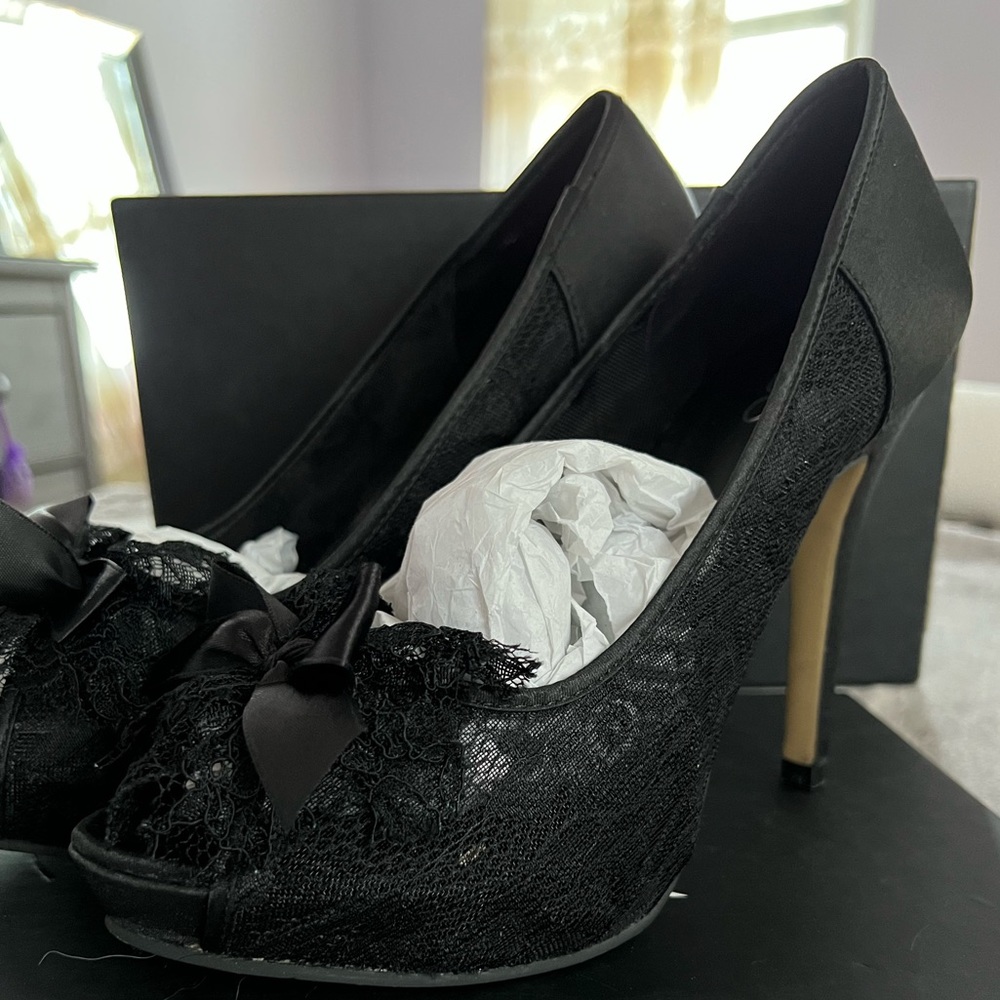 Aldo Black Lace High Heels, Perfect for a Night Out Size 39